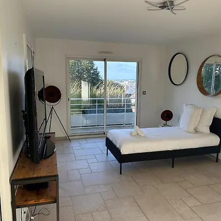 בית נופש Belvedere - Jacuzzi, Billard, Garage & Vue *