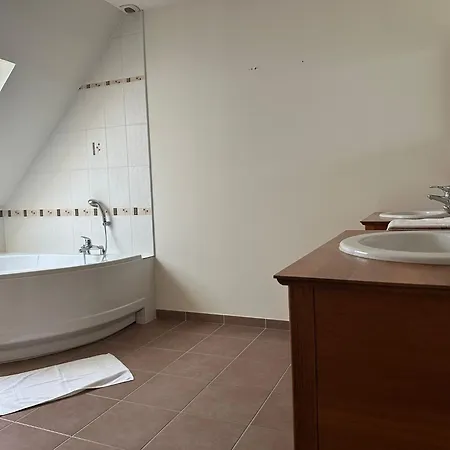 Belvedere - Jacuzzi, Billard, Garage & Vue בית נופש *