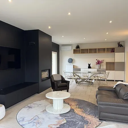 בית נופש Belvedere - Jacuzzi, Billard, Garage & Vue לה מאנש