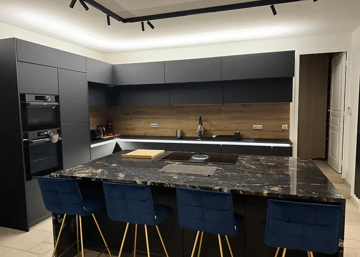 Casa vacanze Belvédère - Jacuzzi, Billard&vue Le Mans